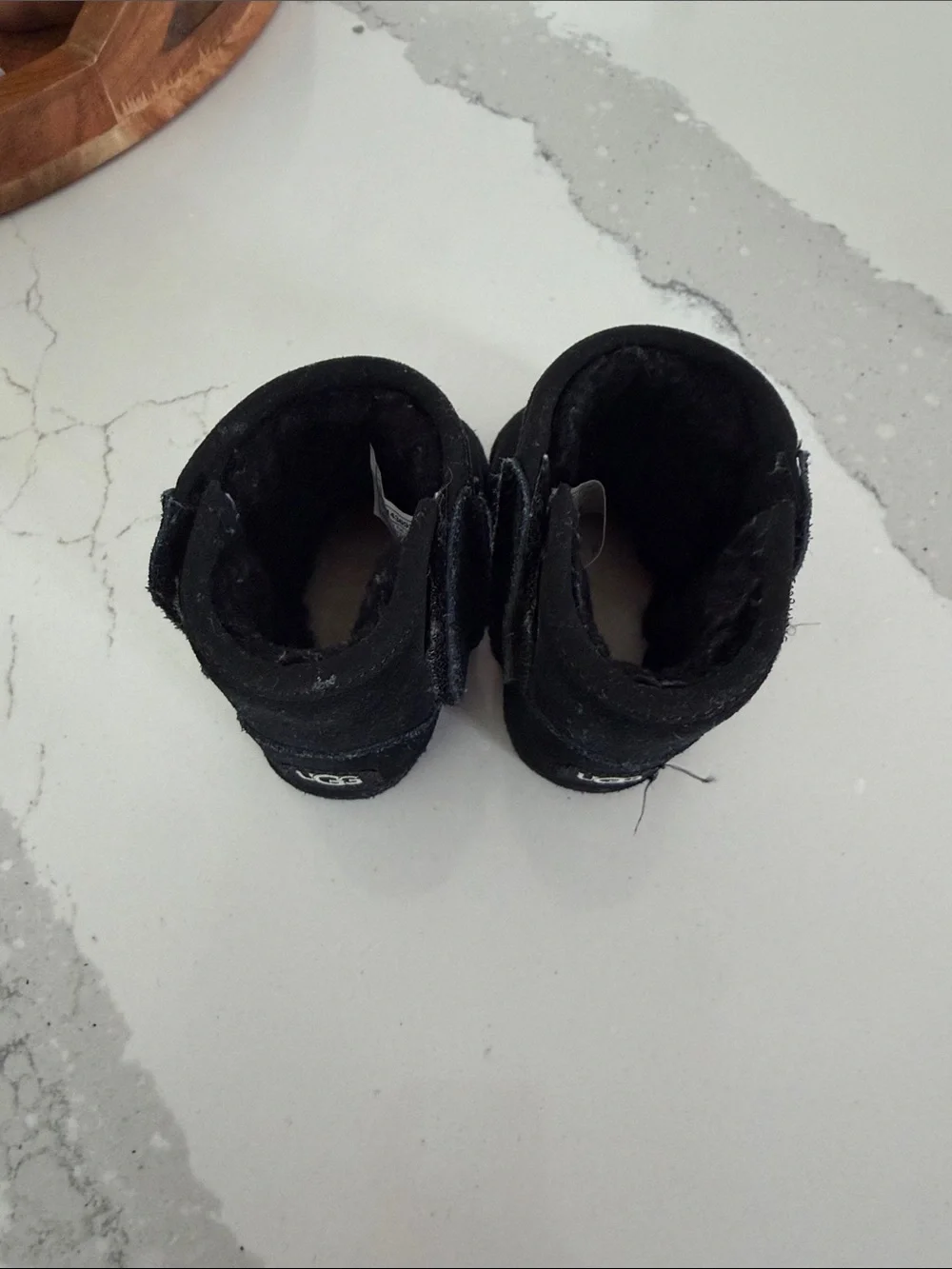 UGG soft black